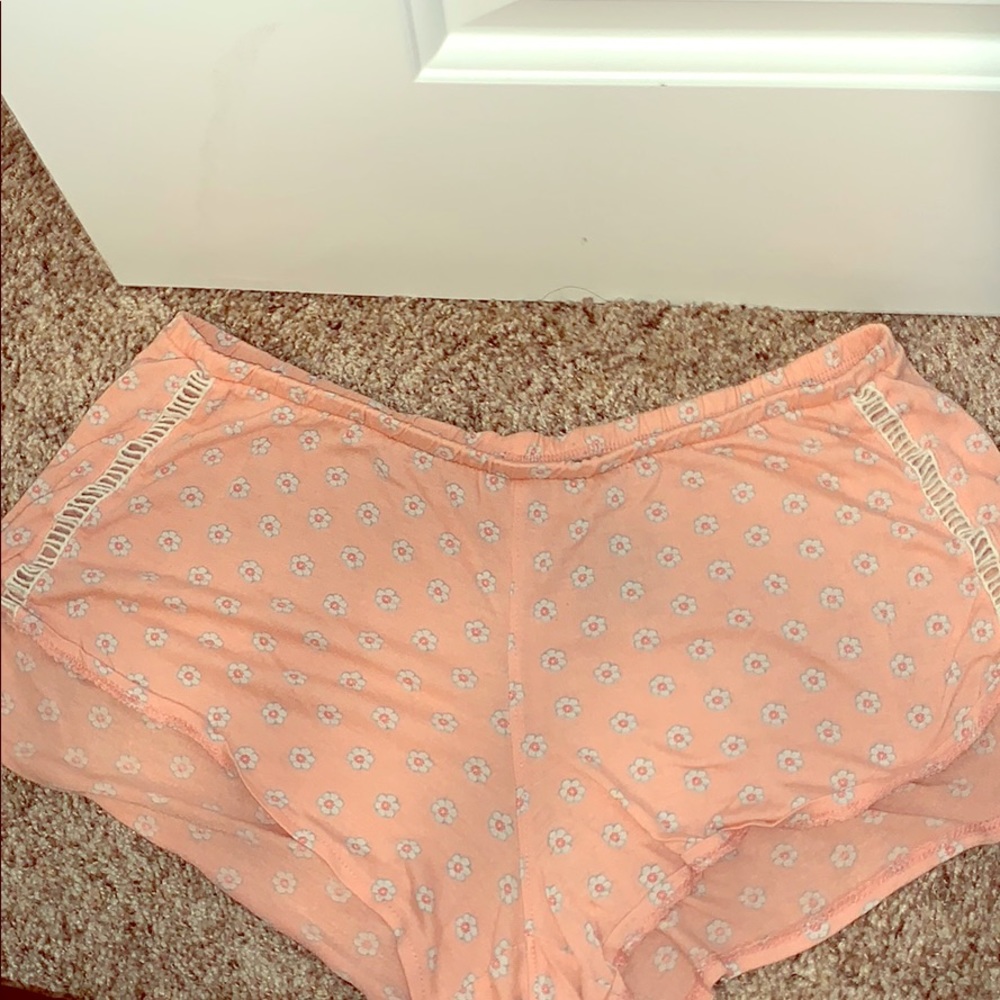 Flower shorts